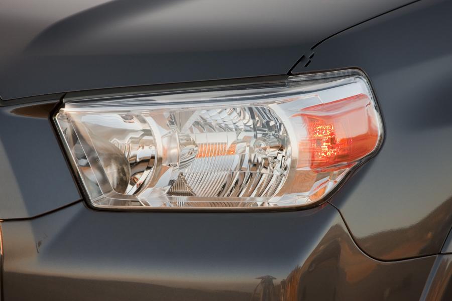  Toyota 4Runner Limited 2010 года  (фото 26 из 48)